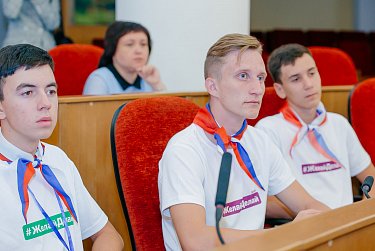 Школьникам предложили отменить ЕГЭ